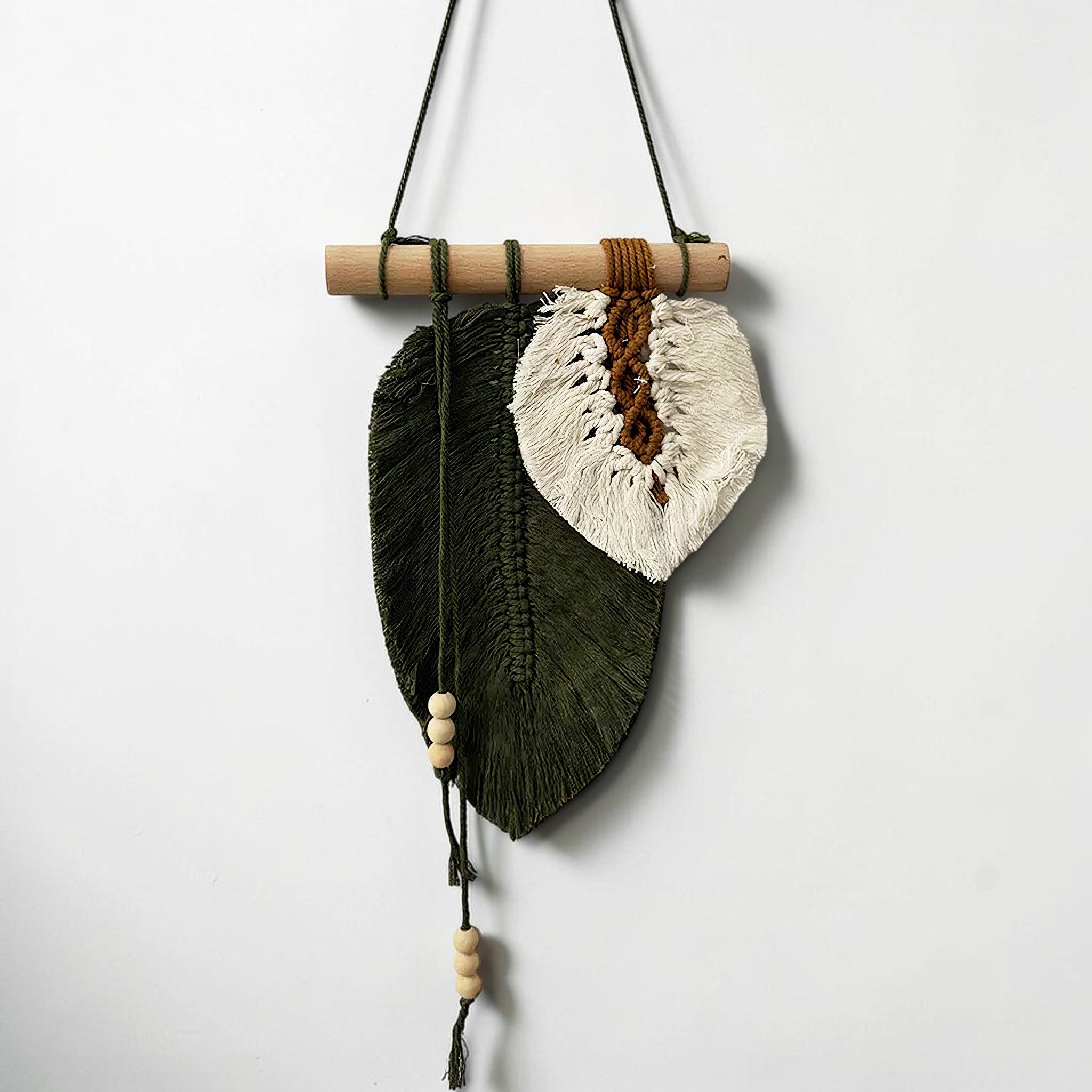 Small Macrame Leaf Wall Hanging