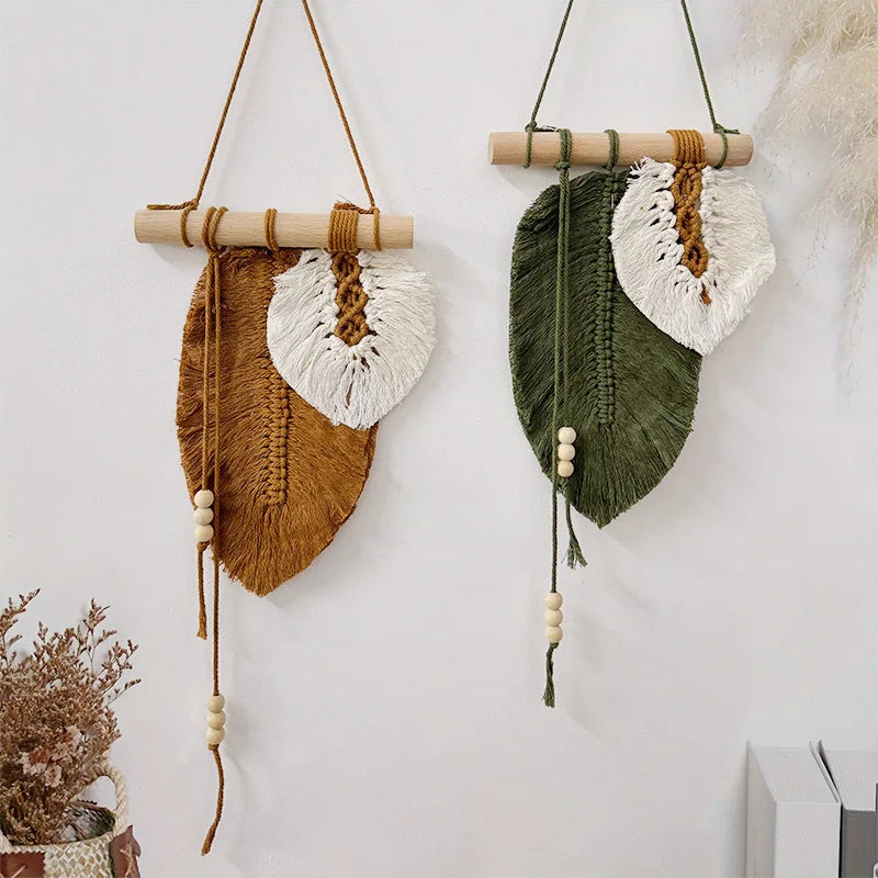 Small Macrame Wall Hanging Boho Woven Leaf Macrame Tapestry Wall Art for Bedroom Home Room Decor Gift for Women Girls