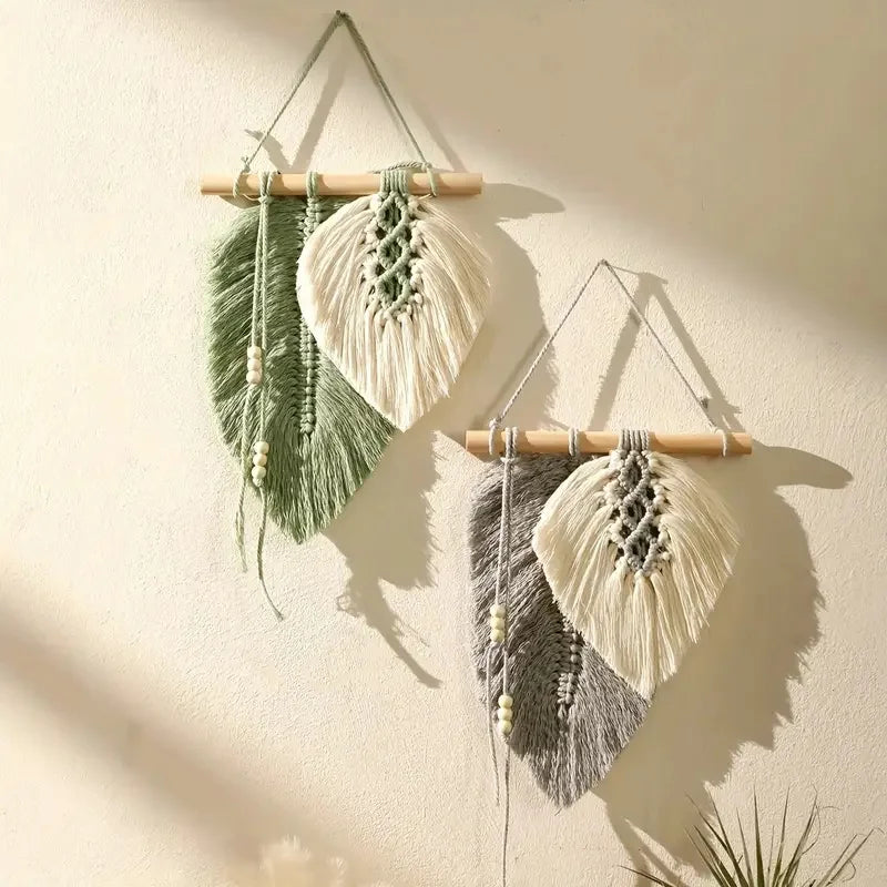 Small Macrame Wall Hanging Boho Woven Leaf Macrame Tapestry Wall Art for Bedroom Home Room Decor Gift for Women Girls